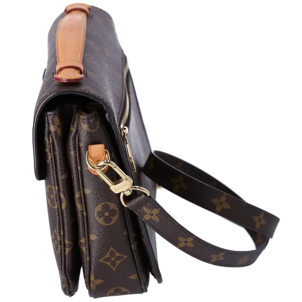 Louis Vuitton Pochette Metis MM Monogram Handbag M44875 Brown Canvas